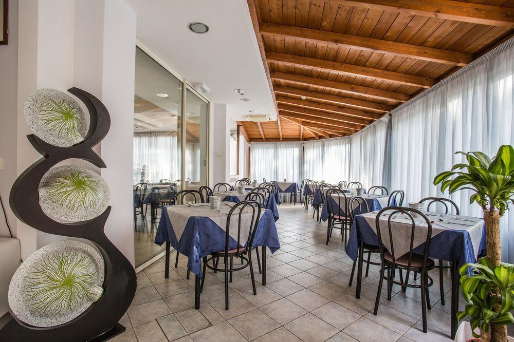 Hotel Nancy Rimini Ngoại thất bức ảnh
